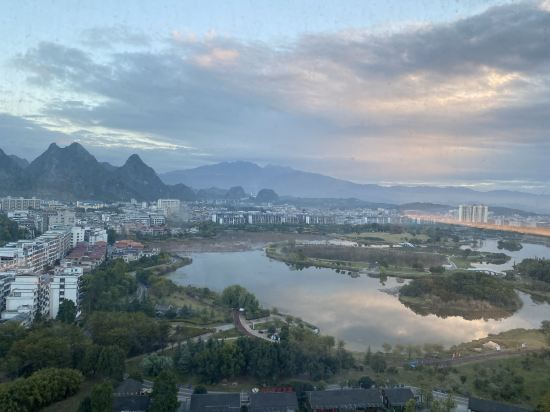 賀州澤森華美達廣場酒店優惠