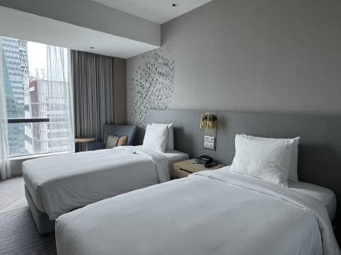 新山市中心假日酒店優惠