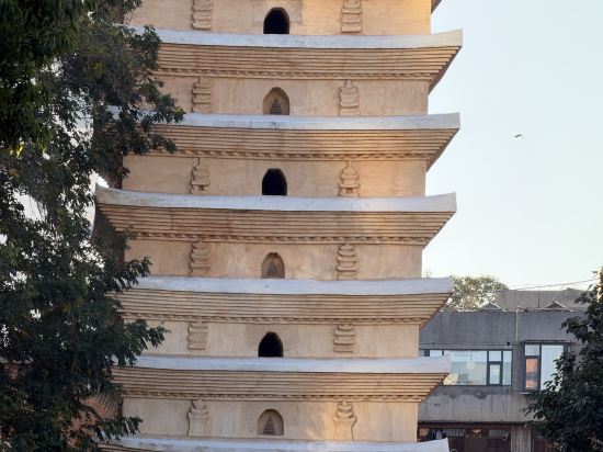 夢景望月庭院酒店（昆明南屏步行街金馬碧雞坊店）優惠