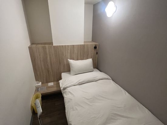 Single Inn 單人房（高雄站前館）優惠