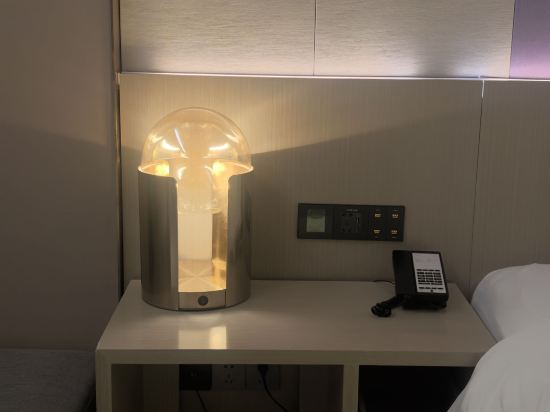 麗楓酒店（深圳光明科學城中山大學地鐵站店）優惠