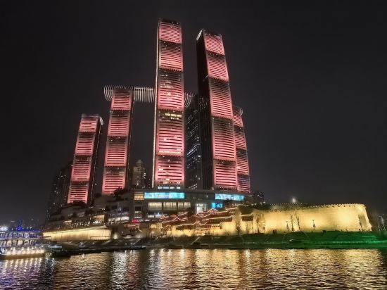 小淏飯店（重慶解放碑步行街洪崖洞店）優惠