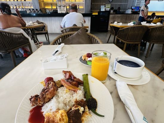 赫納恩尊貴海灘度假飯店優惠