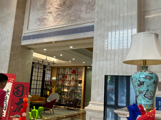 康鉑飯店（深圳龍城廣場地鐵站店）優惠