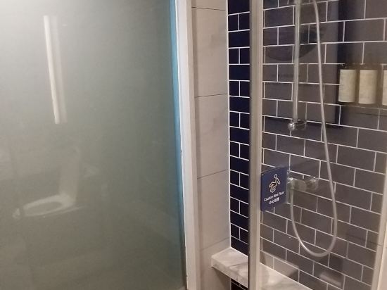 凱里亞德酒店（中山科技大學店）優惠