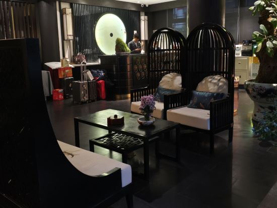 夢景望月庭院酒店（昆明南屏步行街金馬碧雞坊店）優惠