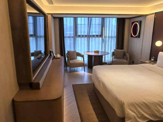 桔子水晶珠海拱北關口酒店優惠