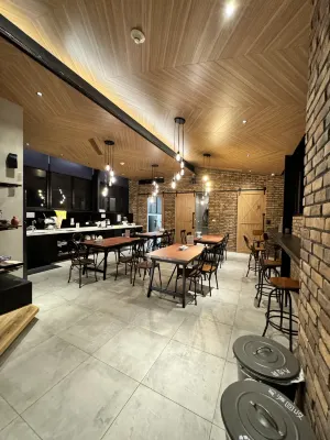 Oinn Hotel & Hostel Tainan Photos