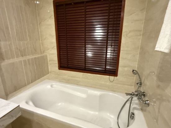 芭曼布麗酒店 （SHA Extra Plus）優惠