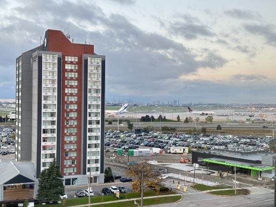 多倫多機場希爾頓大使館套房酒店優惠