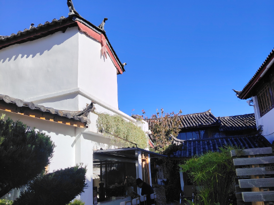 麗江雲見棲舍客棧優惠