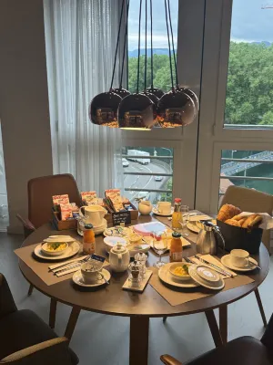 EMA之家套房飯店 Photos