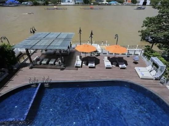 曼谷裡瓦蘇里亞飯店優惠