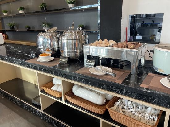 英德芸居度假酒店優惠