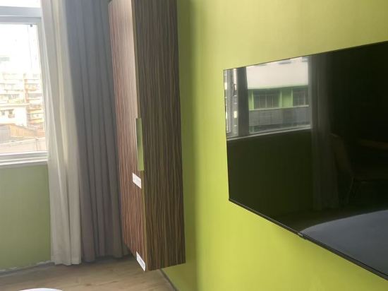 卡羅精品酒店（深圳東門步行街曬布地鐵站店）優惠