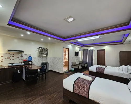 HOTEL 11 THAMEL Номера Photos
