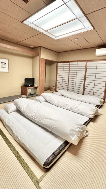 Tamai Bekkan Kamar Photos