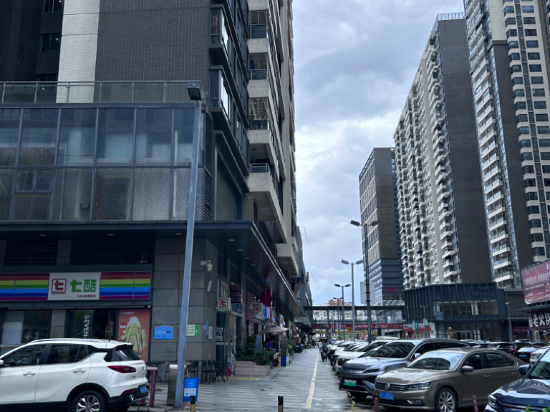 開平伊士高酒店優惠