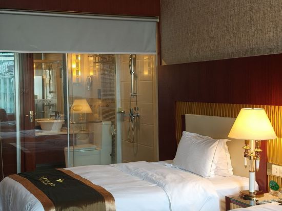 珠海益健豪庭假日大酒店（拱北口岸店）優惠