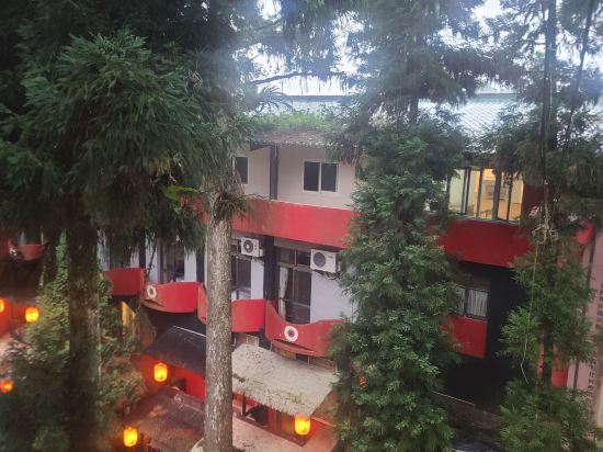 南投妖怪村主題飯店-溪頭明山森林會館優惠