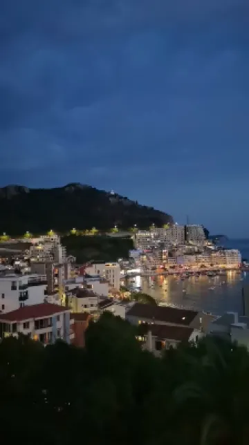 Eurostars Queen of Montenegro Рядом с отелем Photos