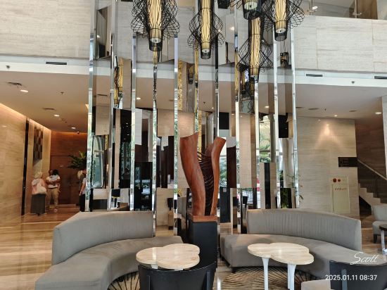 薩提卡高級哈亞烏魯雅加達酒店優惠