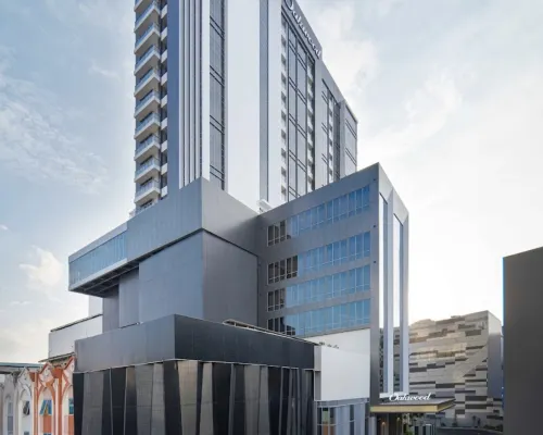 Oakwood Hotel & Apartments Grand Batam Exterior Photos