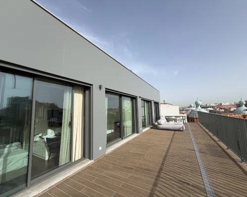 Limehome Lisbon Campo Pequeno Рядом с отелем Photos