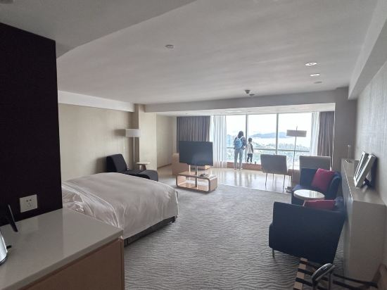 珠海粵財皇冠假日飯店優惠