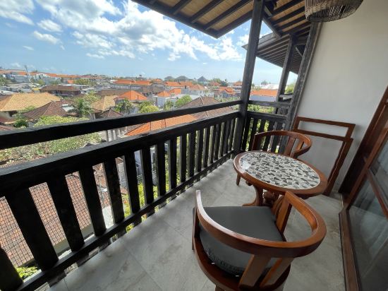 庫塔阿姆納雅酒店優惠