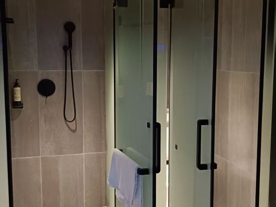 重慶JETBEAR設計師酒店（解放碑洪崖洞店）優惠