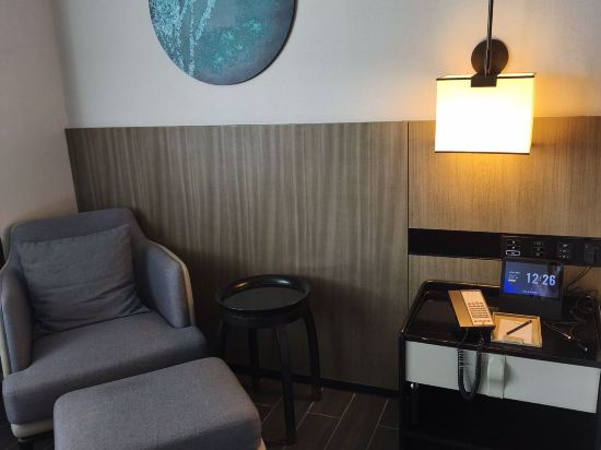 深圳前海君璞書院優惠