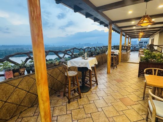 江山勝景民宿酒店（樂山大佛店）優惠