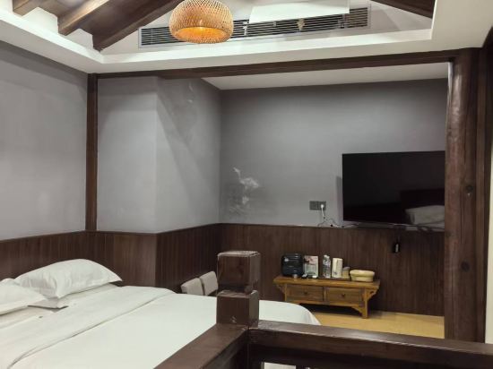 麗江雲慢·石溪民宿（古城大水車店）優惠