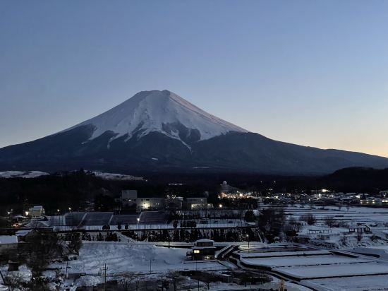 富士山温泉 ホテル鐘山苑 クーポン