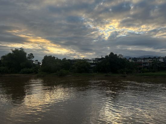 布里斯裡平河畔度假村及水療中心優惠