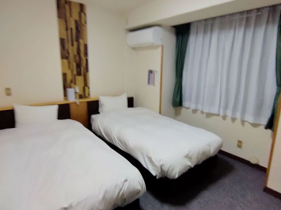 河口湖廣場假日飯店優惠