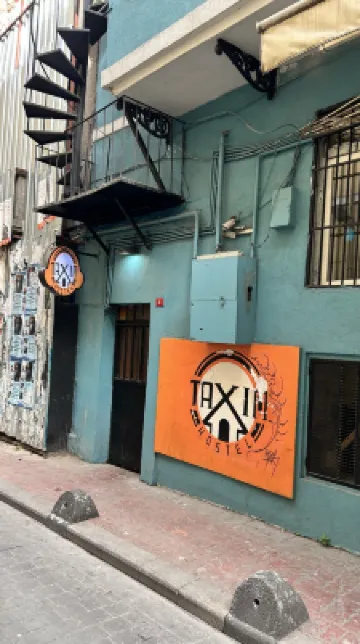 Taxim Hostel - Adults Only Рядом с отелем Photos