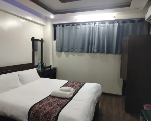 HOTEL 11 THAMEL Номера Photos