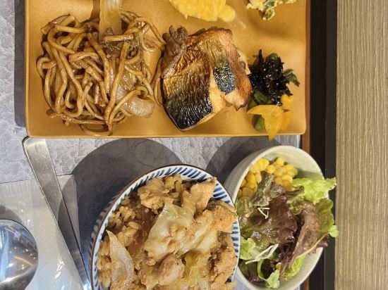 吳竹莊高山站前酒店優惠