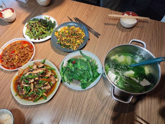 重慶吃山文化青年旅店優惠