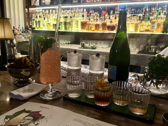 曼谷湄南河四季飯店優惠