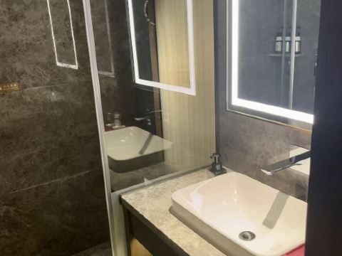 美球假日酒店（珠海拱北口岸店）優惠