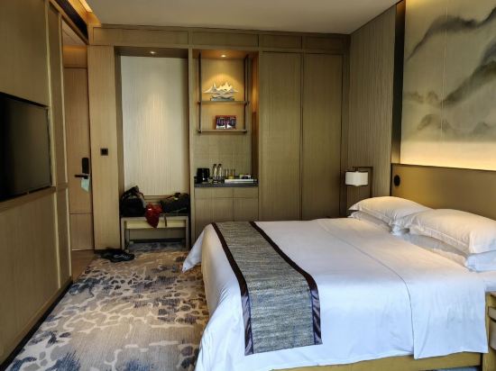 新興榮熙假日酒店優惠