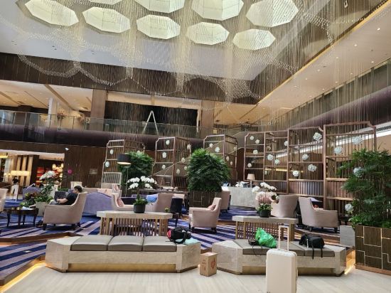 南京銀城皇冠假日酒店優惠