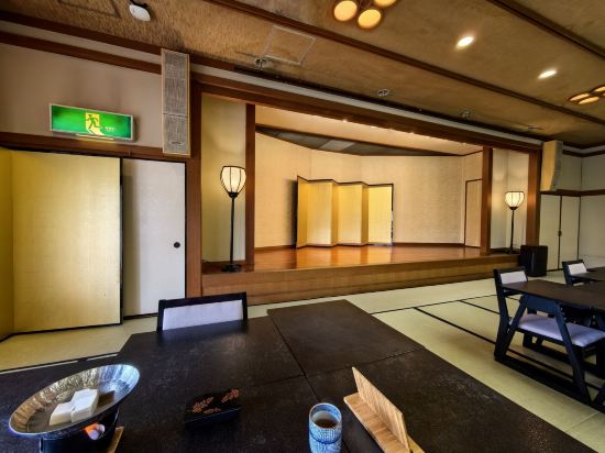 京都　嵐山温泉　渡月亭 クーポン