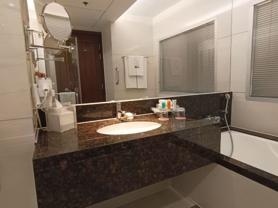 馬尼拉中央華美達酒店優惠