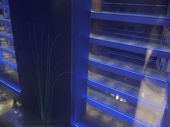 倫敦希斯羅 T4 航站智選假日飯店優惠