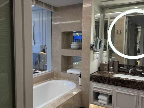 索菲特曼谷素坤逸酒店 - SHA Extra Plus 認證優惠