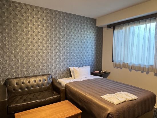 LiveMax博多站前酒店優惠